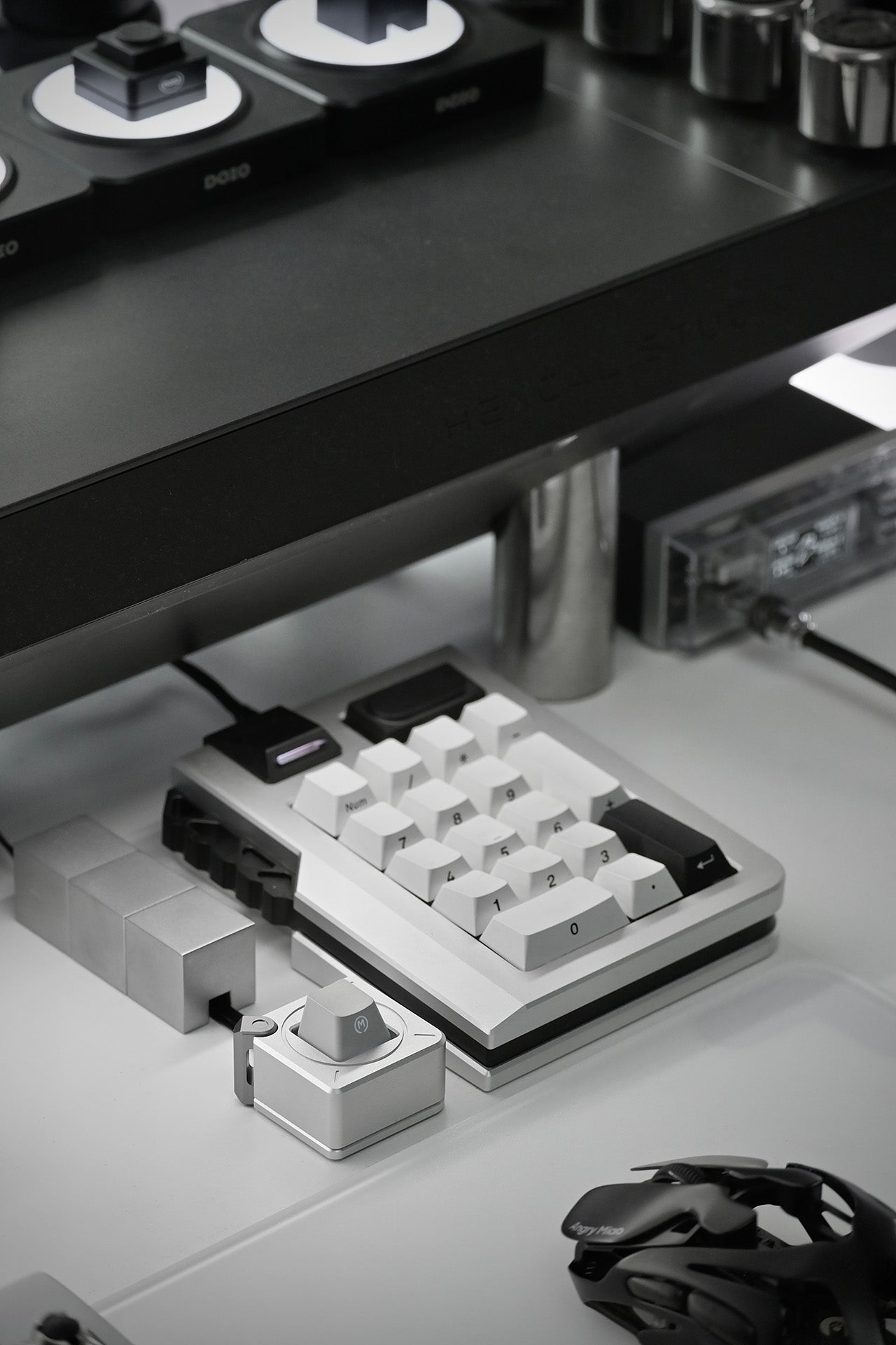 M-Switch Button X My studio