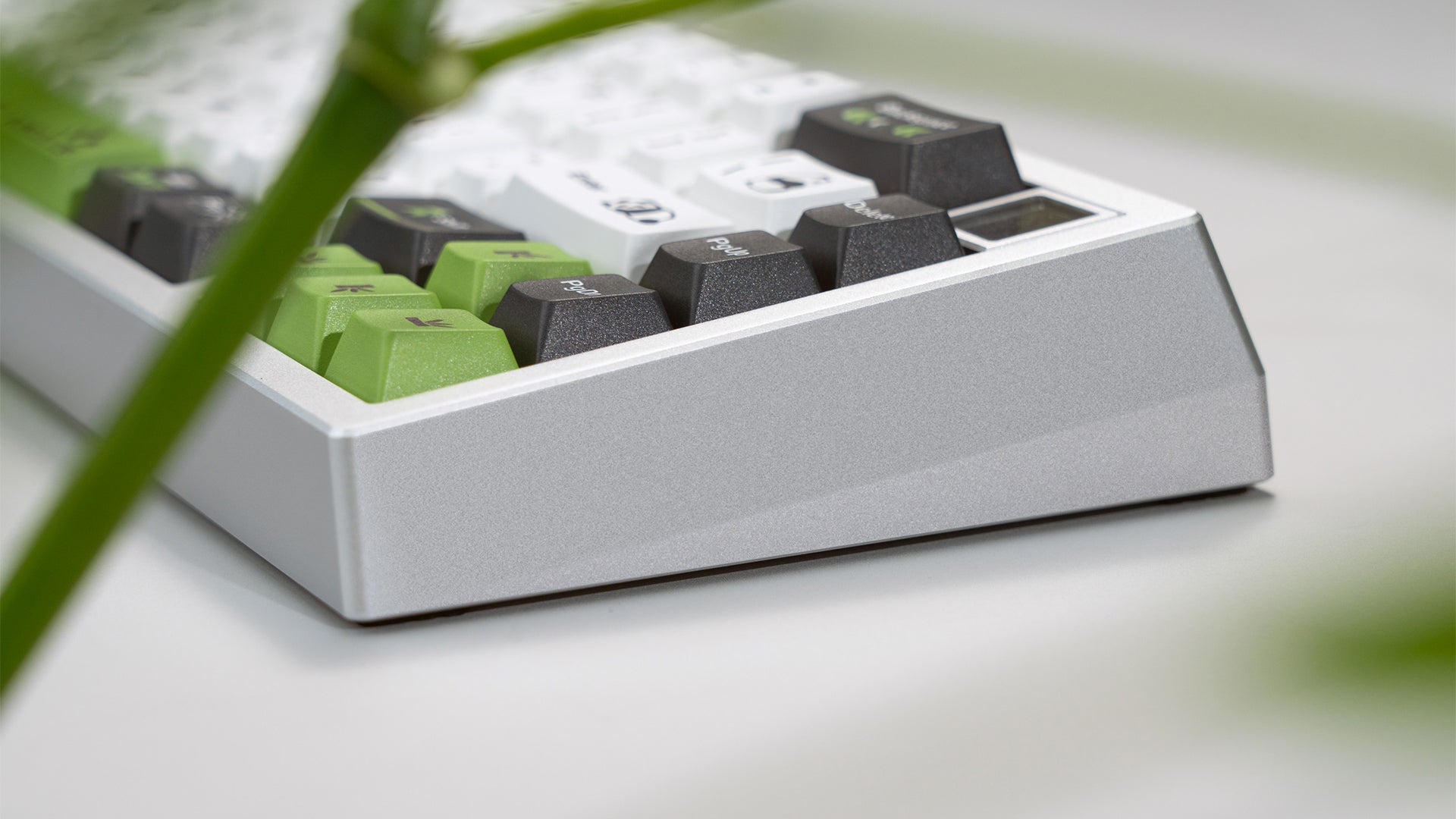 ZOOM65 V3 Special Panda Edition