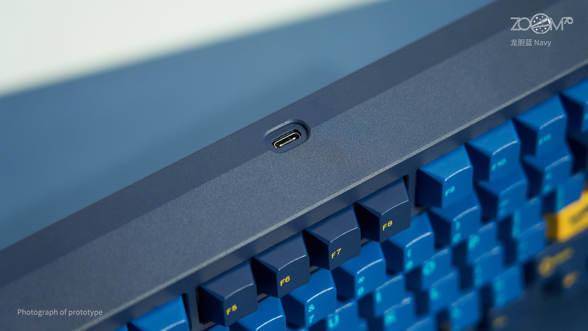 Zoom75 Essential Edition - Navy