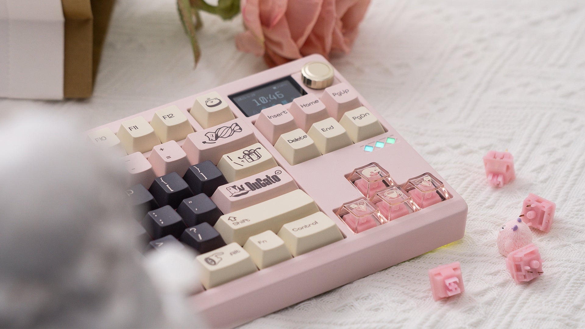 ZOOM TKL DYNA Strawberry Icecream