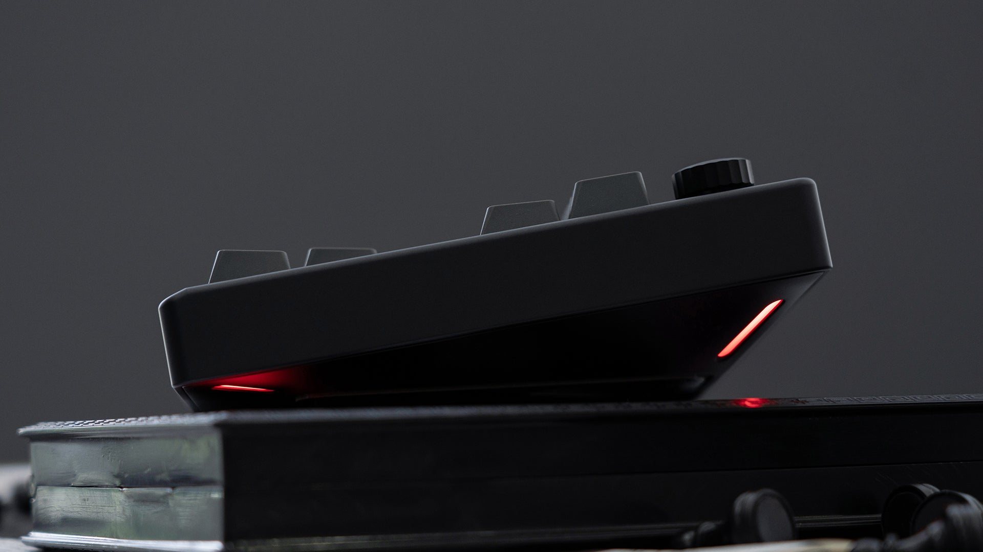 [Pre-Order] ZOOM TKL DYNA Gunmetal Gray