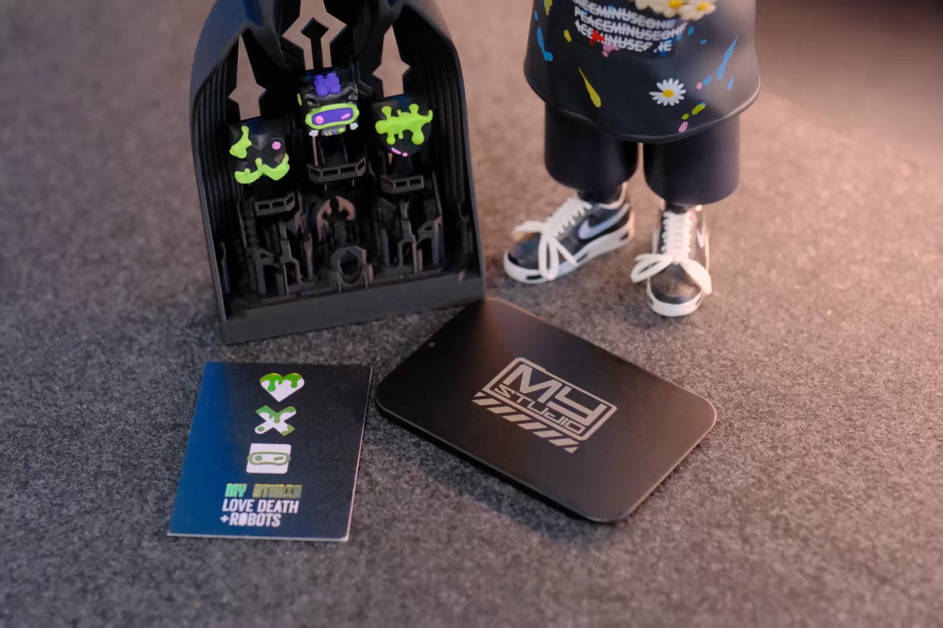 [In-Stock] My Studio Love Death +Robots Keycaps