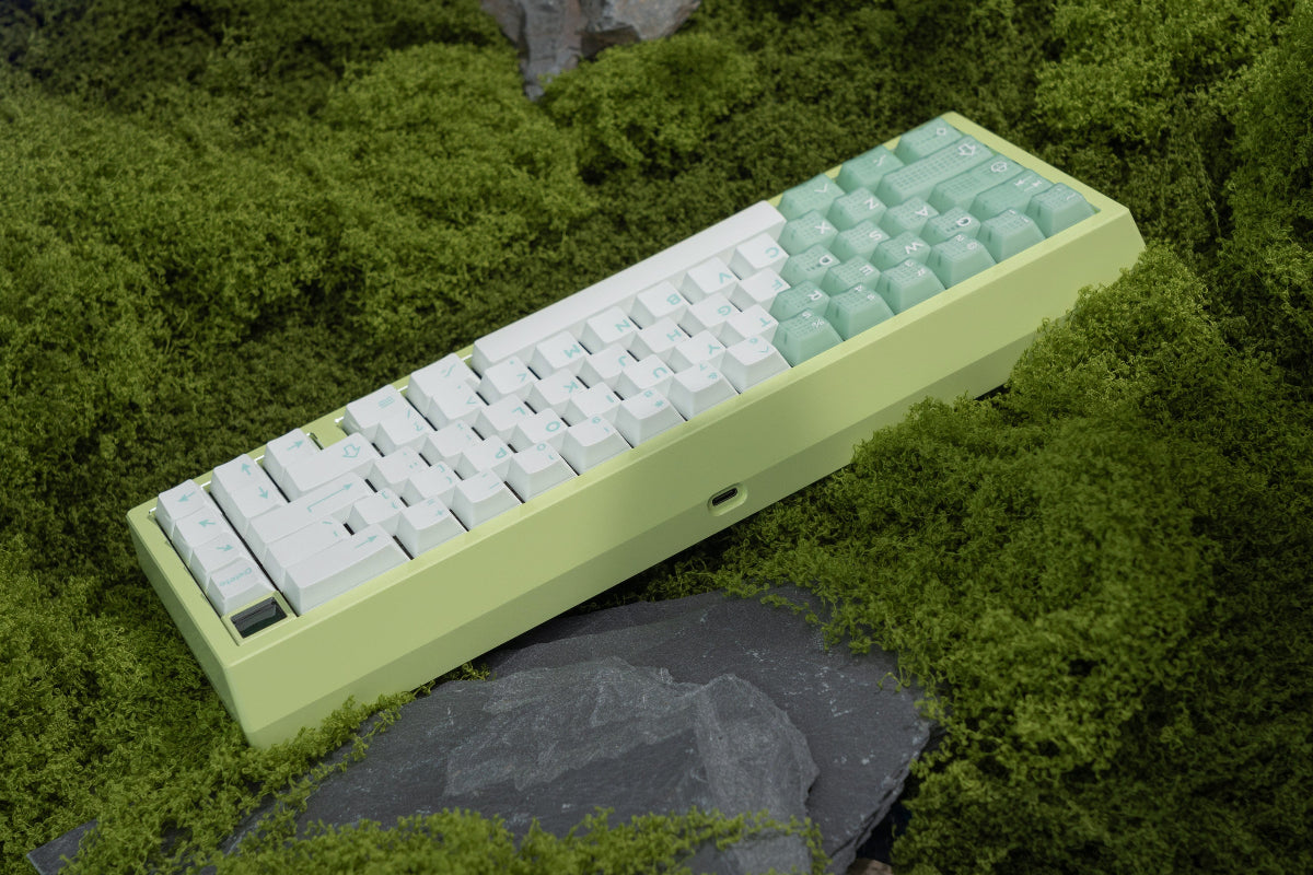 No Tail Light Edition - Milky Green