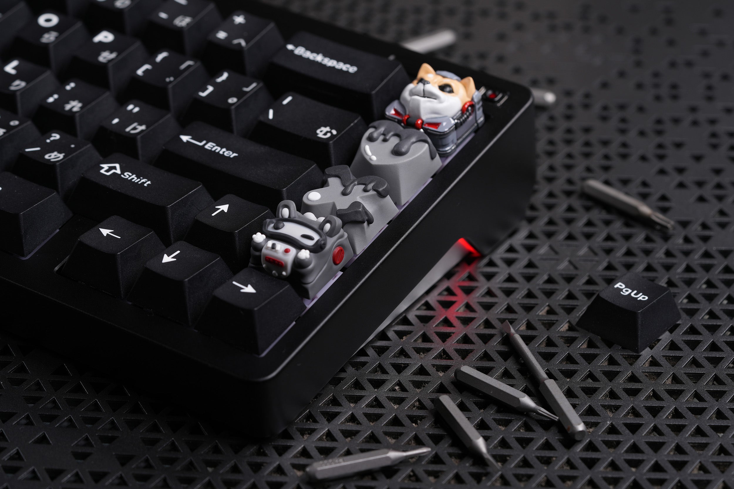 [In-Stock] My Studio Love Death +Robots Keycaps